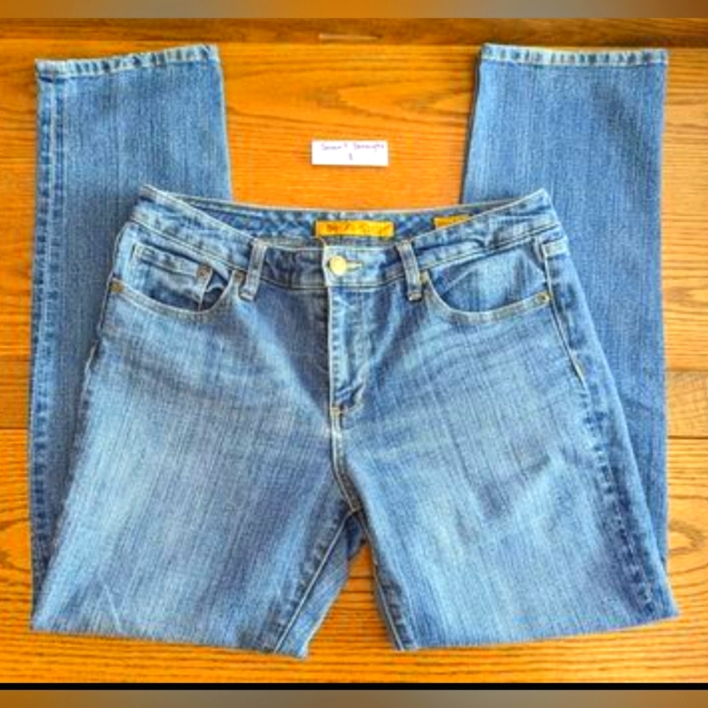 Women's Seven7 Straight Jeans, 8 regular